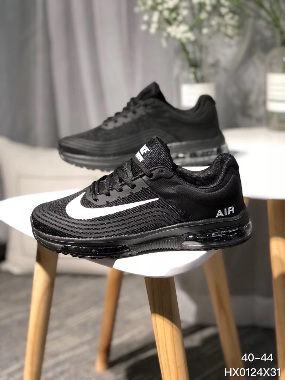 Nike Air Max 2018 Flyknit Black White Running Shoes